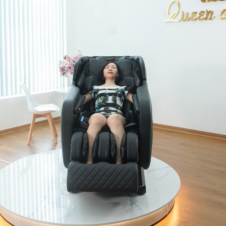 Ghế Massage toàn thân Queen Crown QC CX8 - Ghế massage hạng sang được yêu thích nhất hiện nay - Máy massage toàn thân Thương hiệu queencrown | ALamDep.com