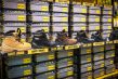 Tại sao nên mua giày bảo hộ tại Namtrung Safety?